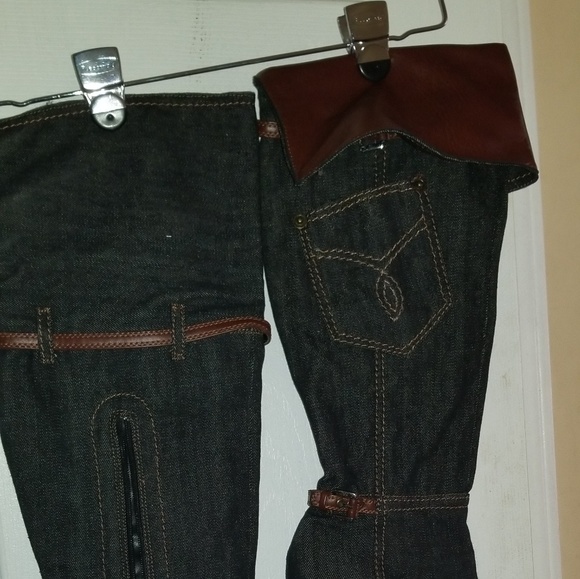 Women Black Denim Knee Boots - Picture 3 of 3